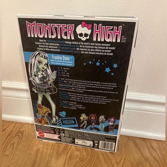 NWT Monster High  Booriginal Creeproduction Frankie - Picture 7 of 7